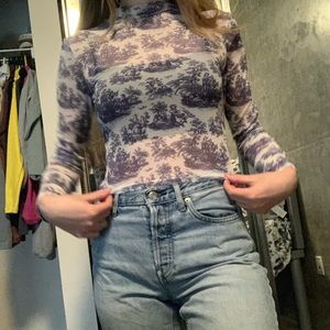Toile mesh long sleeved top